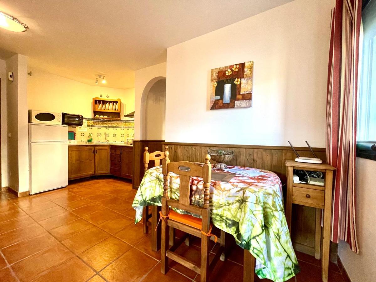 Apartamentos Axarquia , Frigiliana, Terraza Privada Con Vistas A La Montana Rio Y Al Mar 外观 照片
