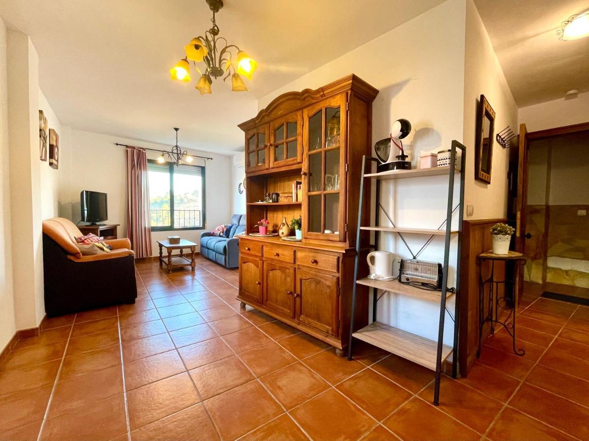 Apartamentos Axarquia , Frigiliana, Terraza Privada Con Vistas A La Montana Rio Y Al Mar 外观 照片