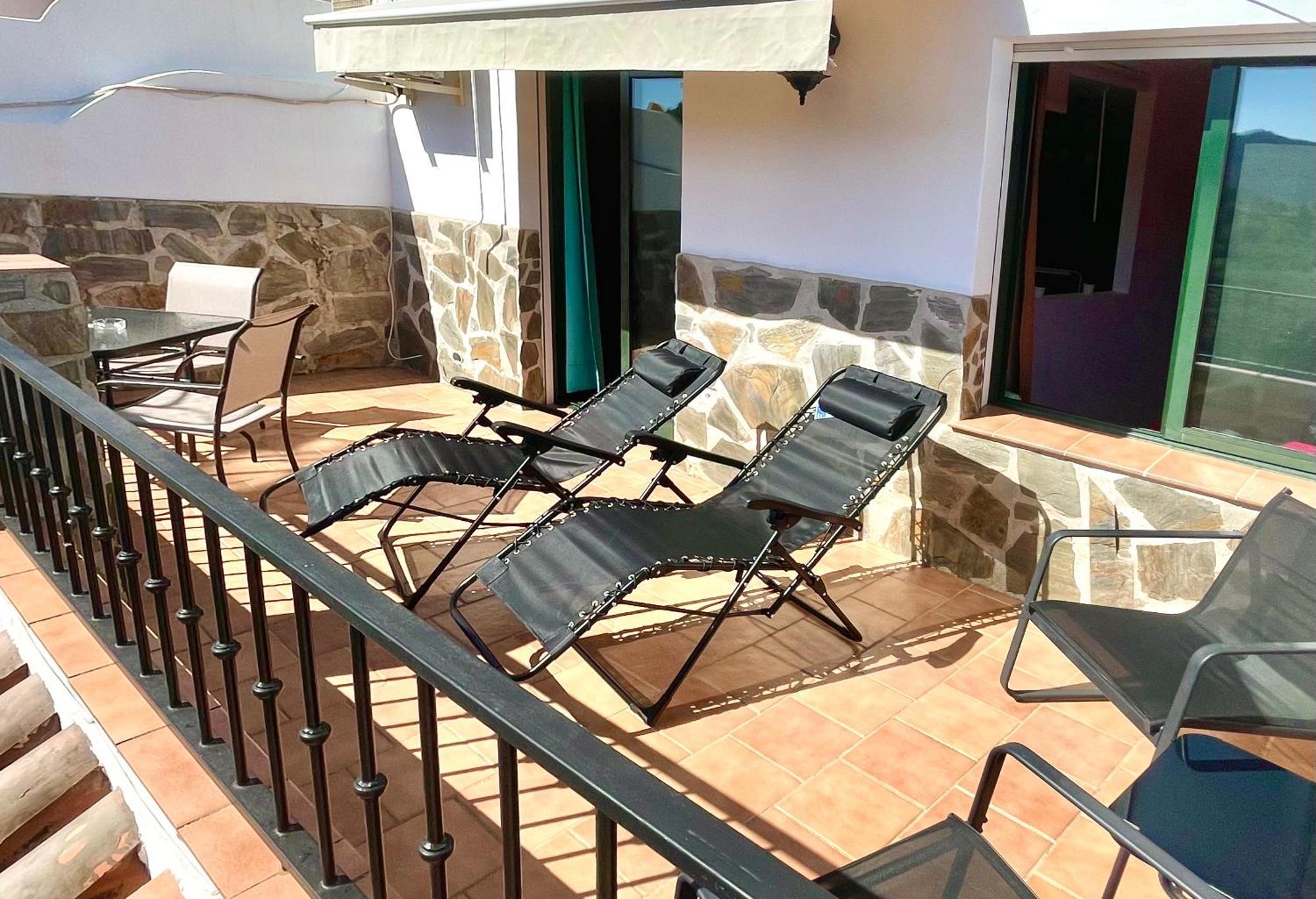 Apartamentos Axarquia , Frigiliana, Terraza Privada Con Vistas A La Montana Rio Y Al Mar 外观 照片